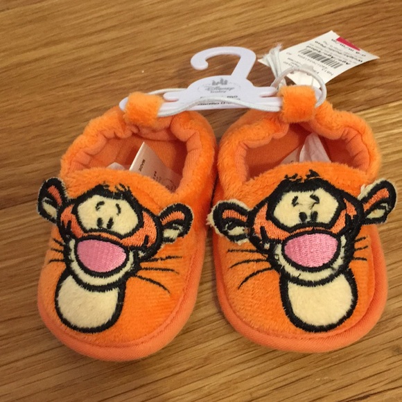 tigger slippers